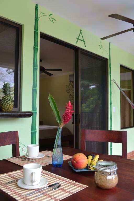 Mavi Surf Hotel Dominical Ruang foto