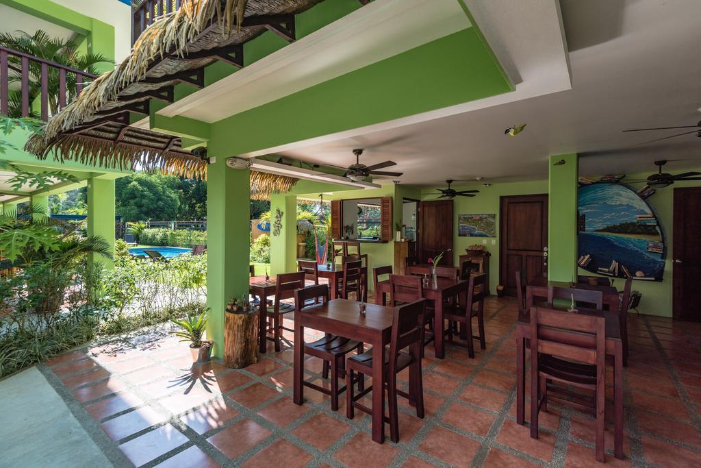 Mavi Surf Hotel Dominical Bagian luar foto