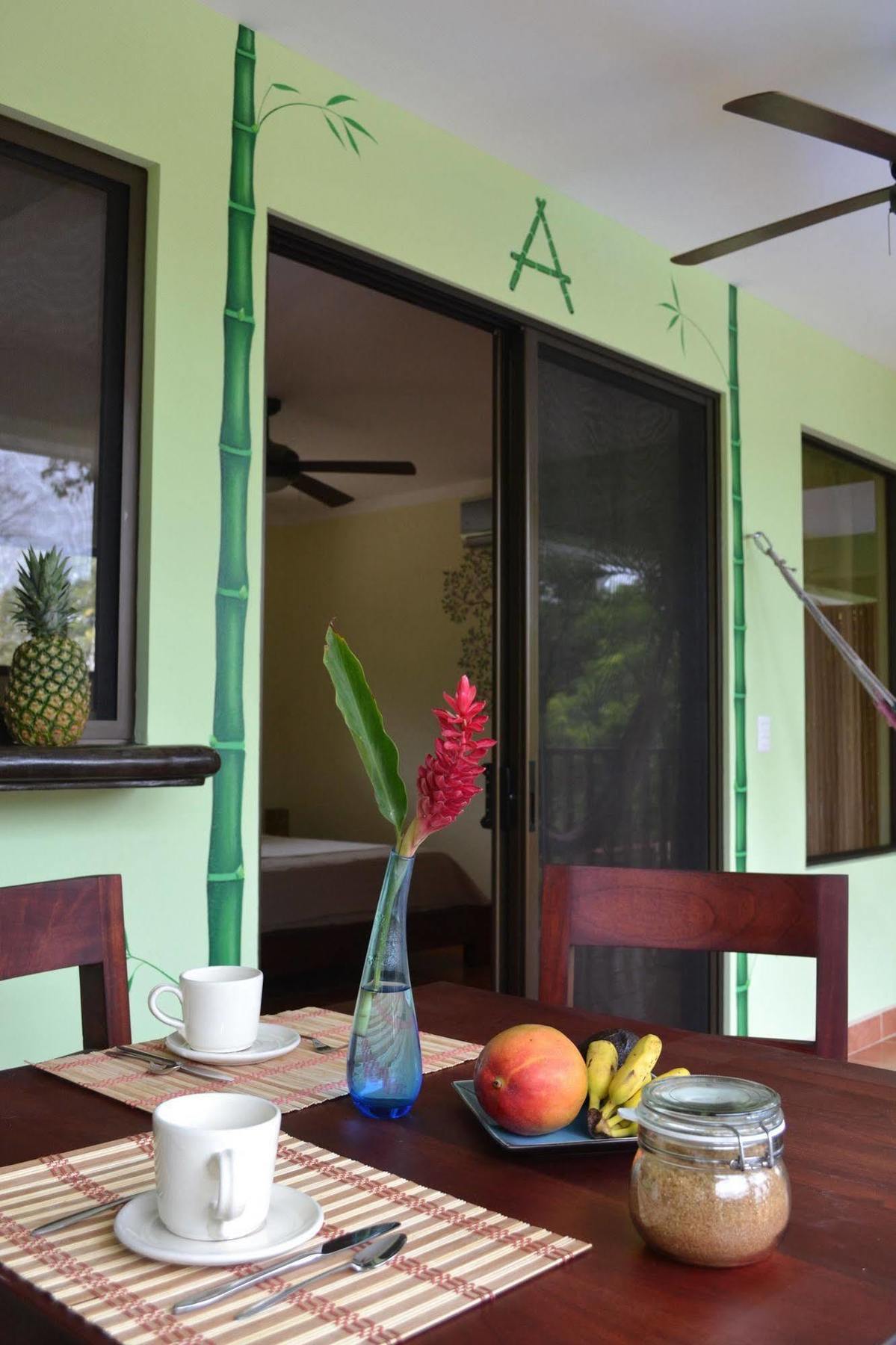 Mavi Surf Hotel Dominical Bagian luar foto